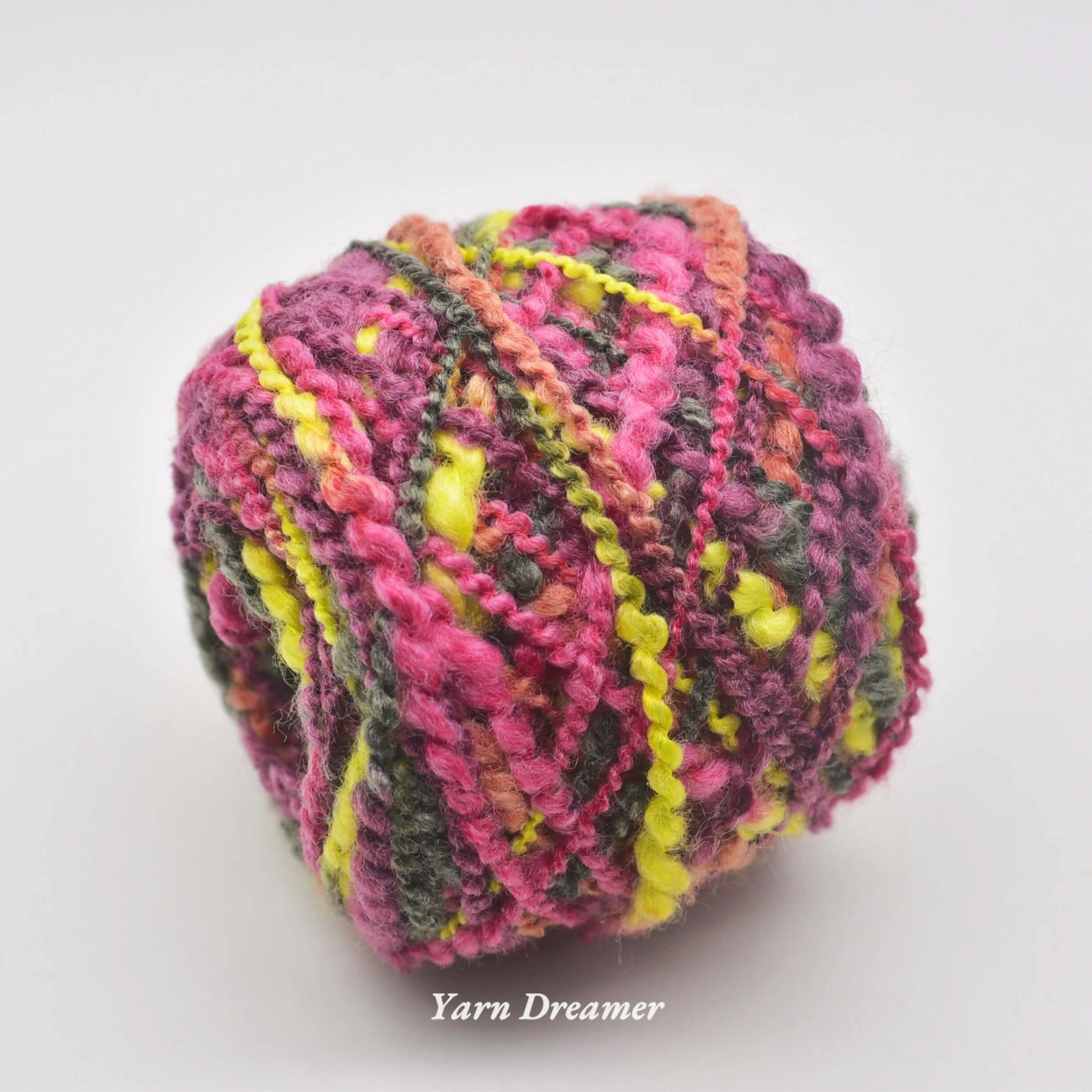 

Fancy Chunky Yarn for Crocheting Red Yellow Gradient Bulky Yarn for Crochet Thread Thick Knitting Wool Yarn