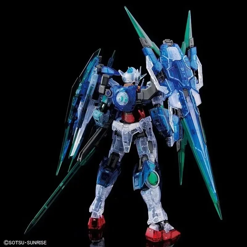 En Stock Bandai Gundam RG 1/144 BASE LIMITADA 00 QAN [T] COLOR CLARO Anime figura de acción modelos de ensamblaje juguetes colección regalos