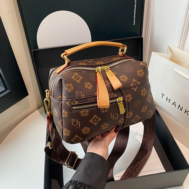 

​​2025 Niche Monogram Tote Bag Vintage Shoulder Purse for Women Fashion Crossbody Bag Retro Day-to-Night Bag Versatile Sling Bag