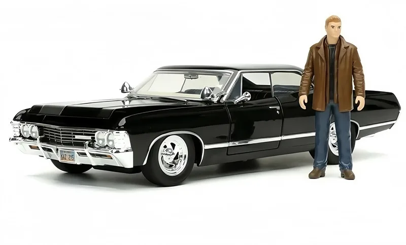 

1/24 Новое поступление, специальная цена, литой под давлением металл, американский 1967, классическая модель мышечного автомобиля, коллекция мебели, игрушки для детей