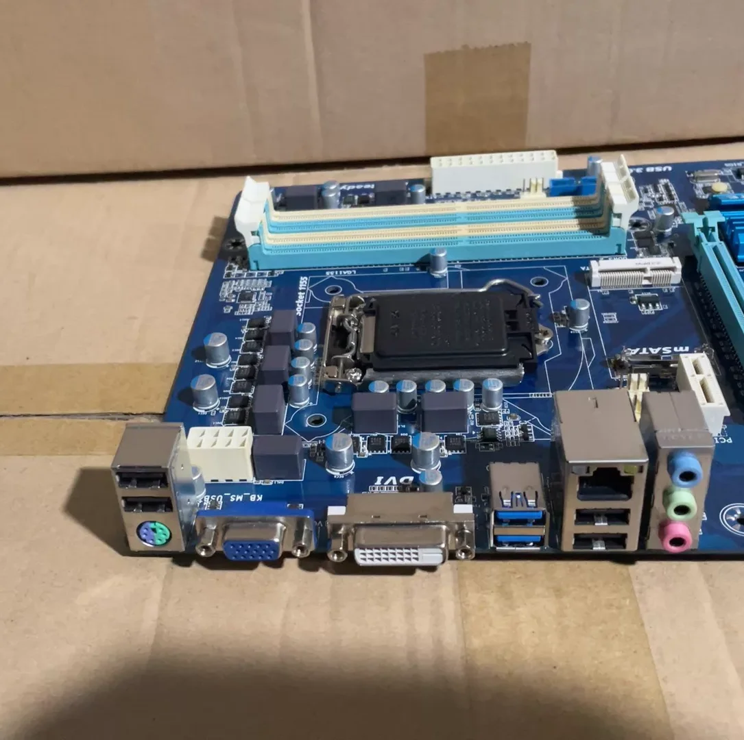 For Gigabyte GA-B75-D3V Desktop Motherboard B75 D3V Mainboard 100% Tested OK