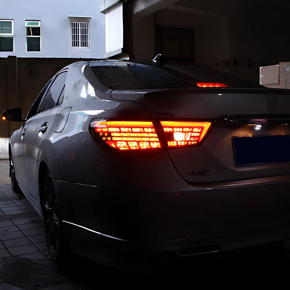 Car taillights for Toyota REIZ MARK X 2010-2012 models, newly upgraded LED flowing lights, dynamic turn signals, popular style