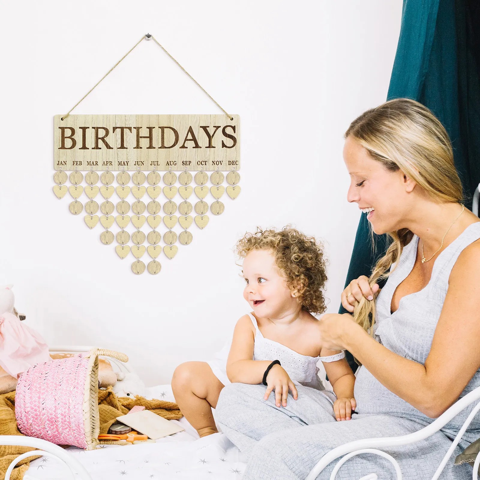 

Wooden Calendar Nordic Style DIY Board Hanging Rope 25 Round Discs 25 Heart Discs Birthday Reminder Family Anniversary