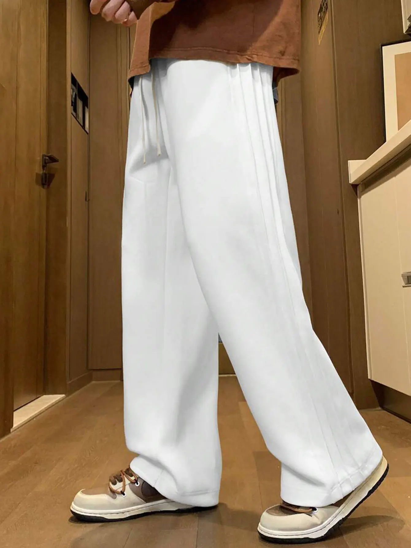 Herren-Freizeithosen, Locker Geschnittenes Design mit Weitem Bein, Elastischer Bund, Bequem für den Alltag, Modische Herrenbekleidung, Trendig und Stilvoll – Detail 25