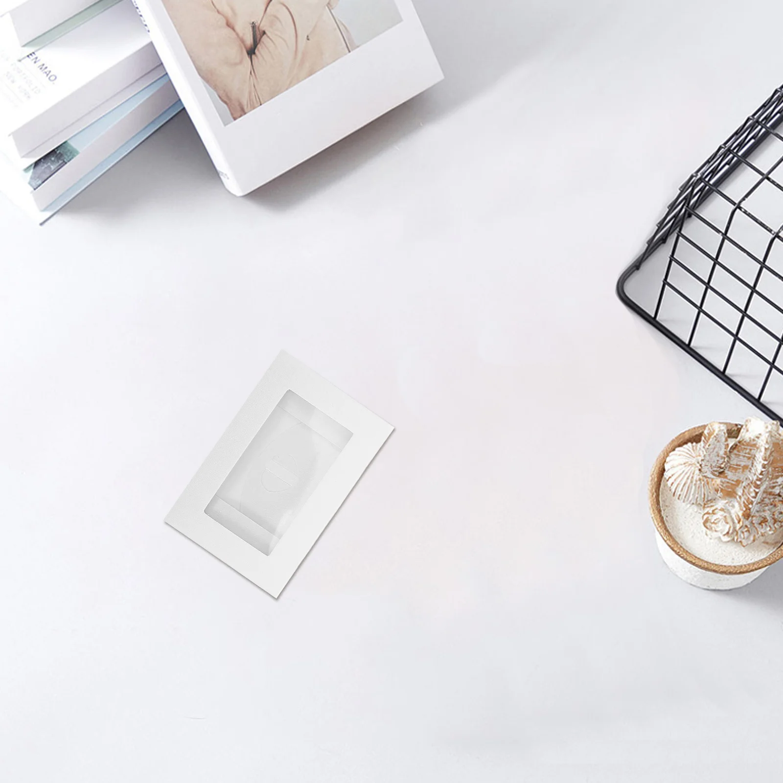 

50 шт., креативные конверты-приглашения, оконная рамка, застежка в форме сердца, прямоугольные рукава для свадебных поздравительных открыток, декоративная бумага