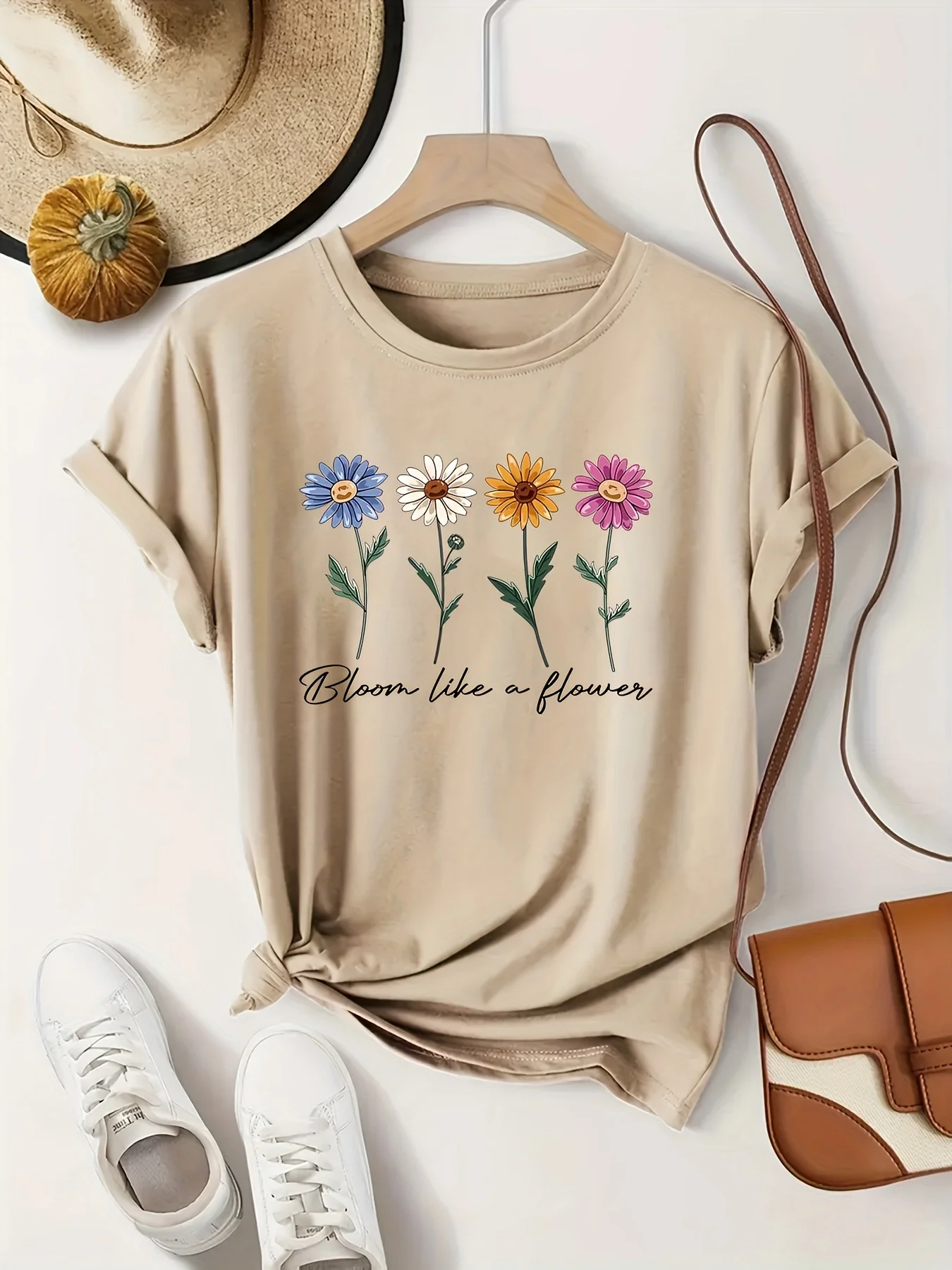 Camiseta casual de manga corta para mujer, estampado floral retro, top de cuello redondo elástico suave, camisetas lindas, camiseta gráfica juguetona