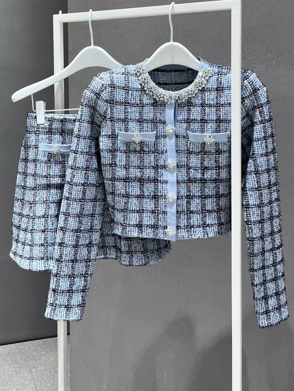 

High-End Version Blue Plaid Short Knitted Dress Heavy Rhinestone Sweet Fit Elegant Spring Summer Ladies Fashion Dress