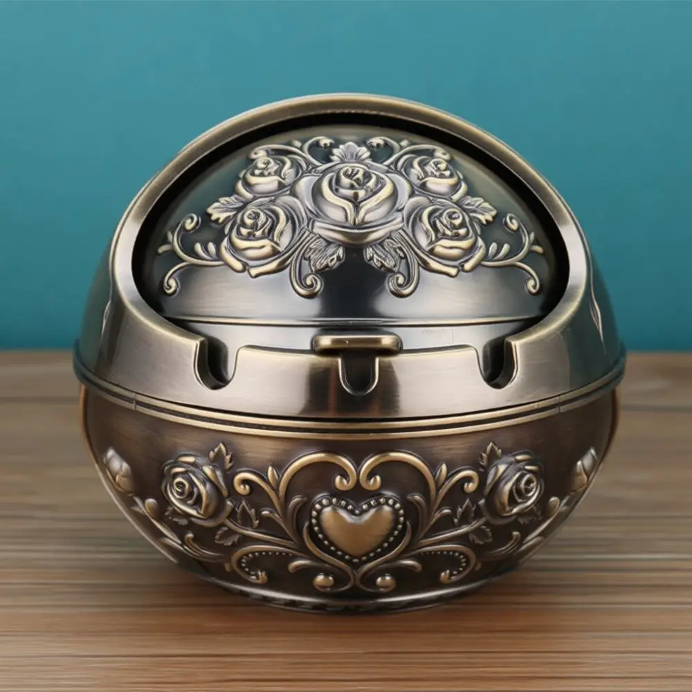 Antique Metal Ashtray With Lid Decorative Home Ornament Artistic Office Desk Craft Accessory Creative Style Smoking Statue