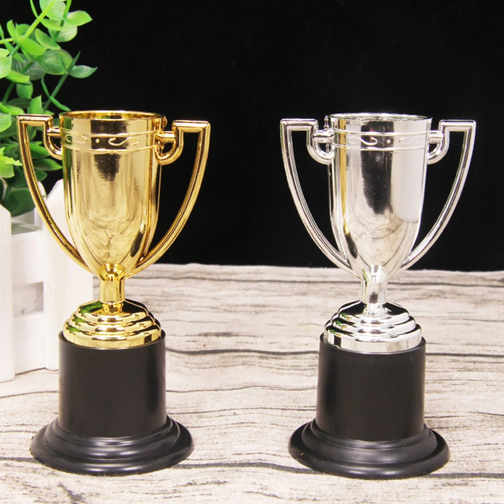 5 pçs troféu prêmio de plástico ornamentos para crianças prêmio mini troféus modelos de golfe prêmios e