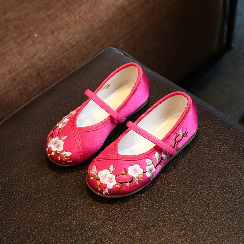 Meisjes Hanfu Flats Schoenen Chinese Stijl Kinderen Prinses Borduren Doek Schoenen Dans Veelzijdige Oude Verkleed Loafers Voor Kinderen