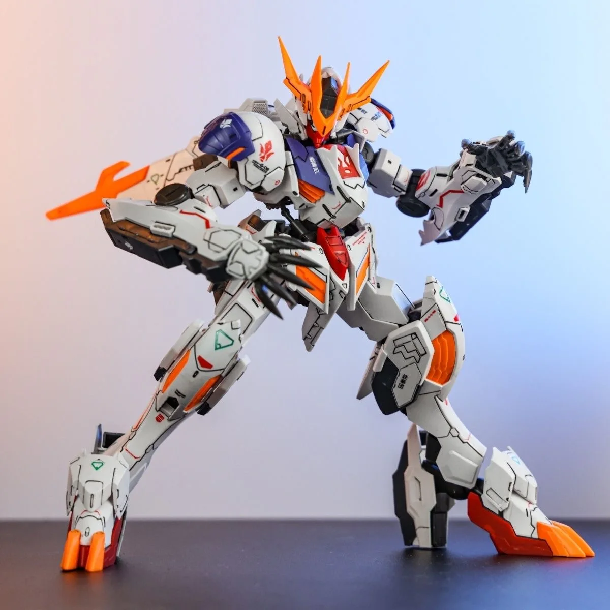 KO Max FM 1/100 Sirius Emperor Form Babatos Action Figures Iron-Blooded Orphans Anime Figure Assembly Children Toy Birthday Gift