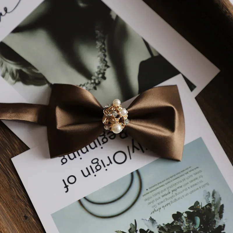 Satin Tie Flower French Retro Imitation Pearl Unisex Wedding Banquet Annual Meeting Suit Dress Elegant Clothing Accessories Gift