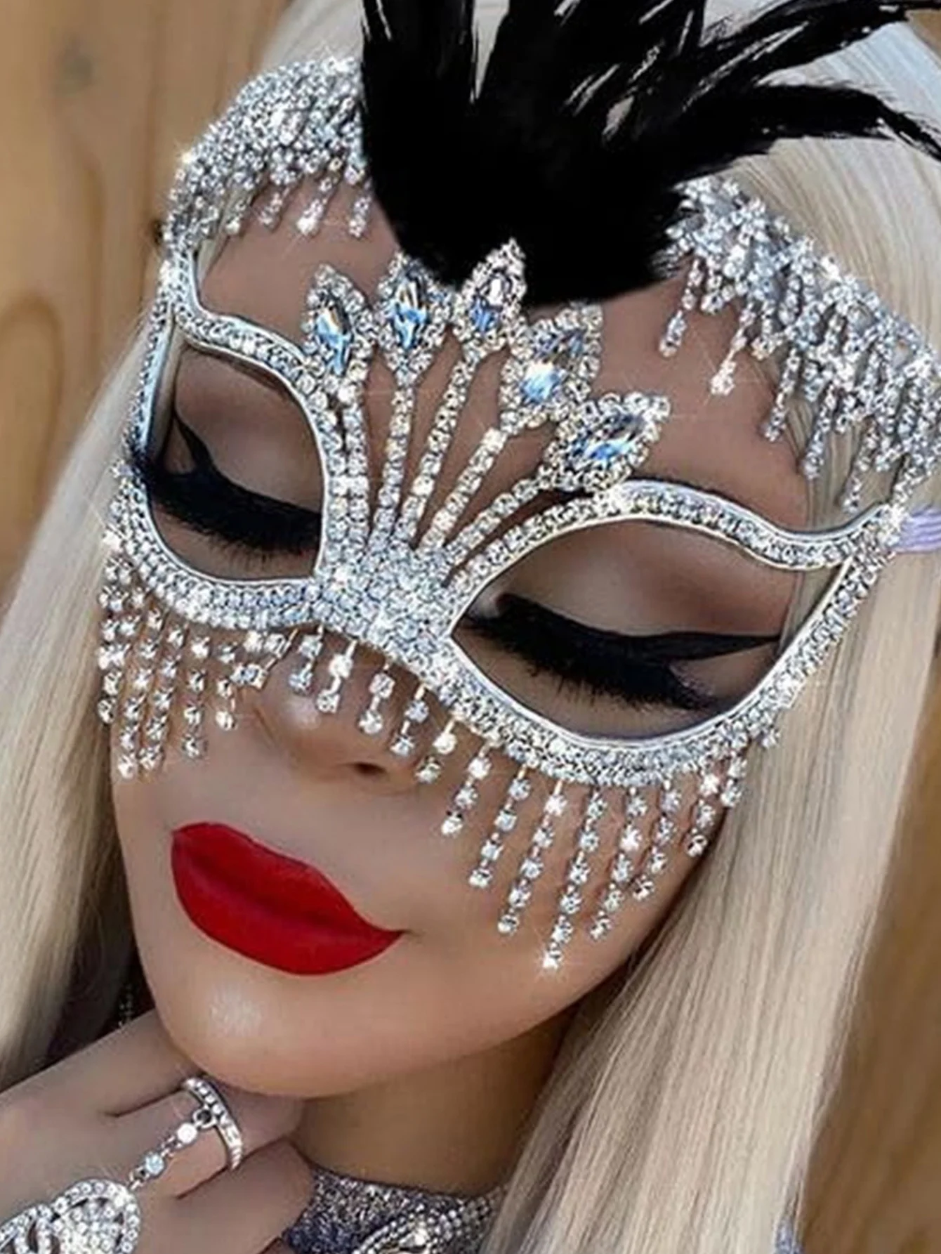 novo-estilo-mascara-de-penas-meia-face-mascara-de-strass-festa-misteriosa-acessorios-de-festival-europeu-americano-para-mulheres