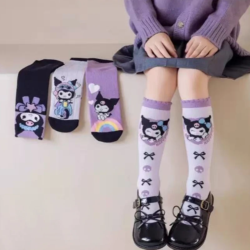 1 Paar/4 Paar Sanrio Cute Cartoon Kuromi Mädchen-Socken in mittlerer Wadenlänge für Studentinnen, JK-Uniform, vielseitige, weiche, atmungsaktive Wadensocken