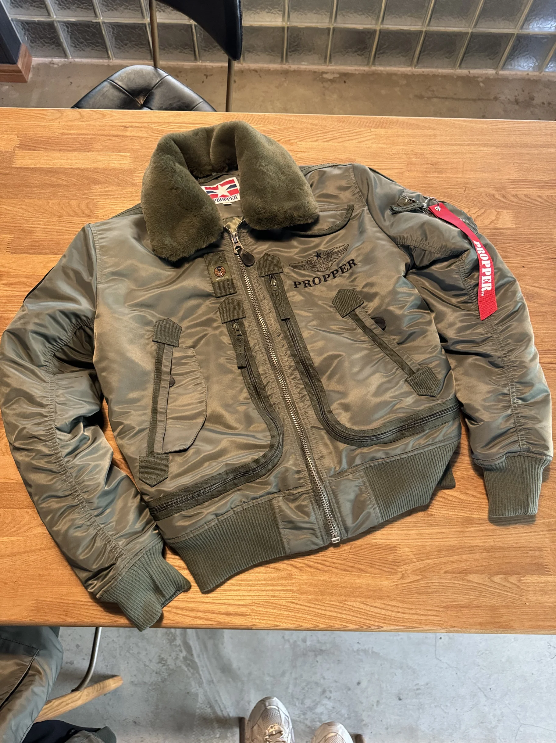 

Летающий костюм, бейсбольное хлопковое пальто, цветная куртка с меховым воротником