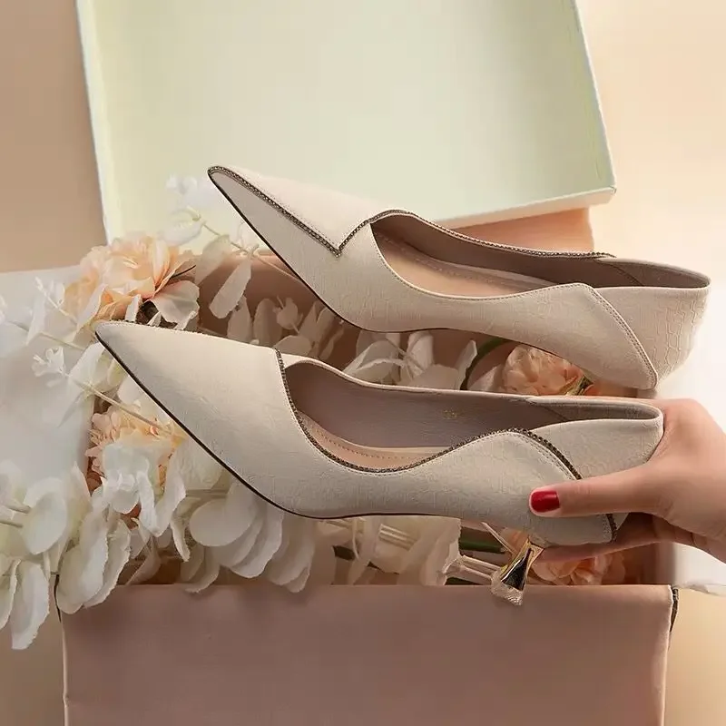 Pointed Toe Sexy Woman Footwear with Medium Heels Shoes for Women Office Thin Rhinestone Beige Popular Lastest High Quality Y2k