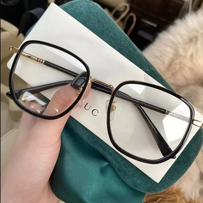 New Ultralight Blue Blocking Glasses Girl Retro Green Frame Plain Glasses Blue Light Bezel Transparent Eyewear Glasses for Women