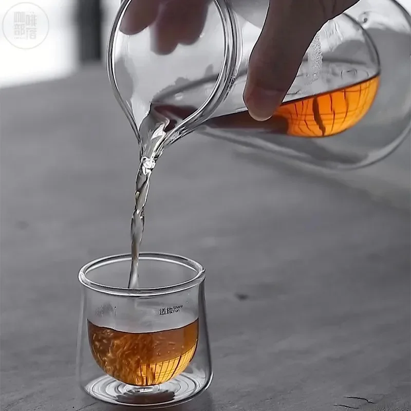 Suitable for bird brewing teapot, magnetic suction elegant cup, double-layer glass tea set, office portable tea separation