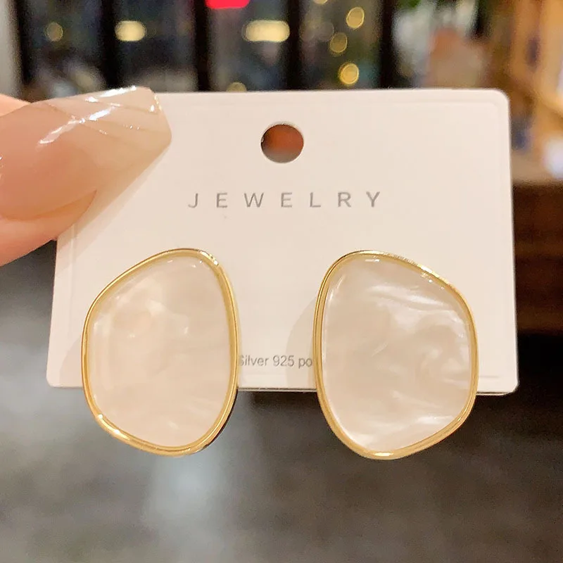 Vintage geometric irregular natural fritillary stud earrings ear buckle niche versatile Internet celebrity silver needle earring