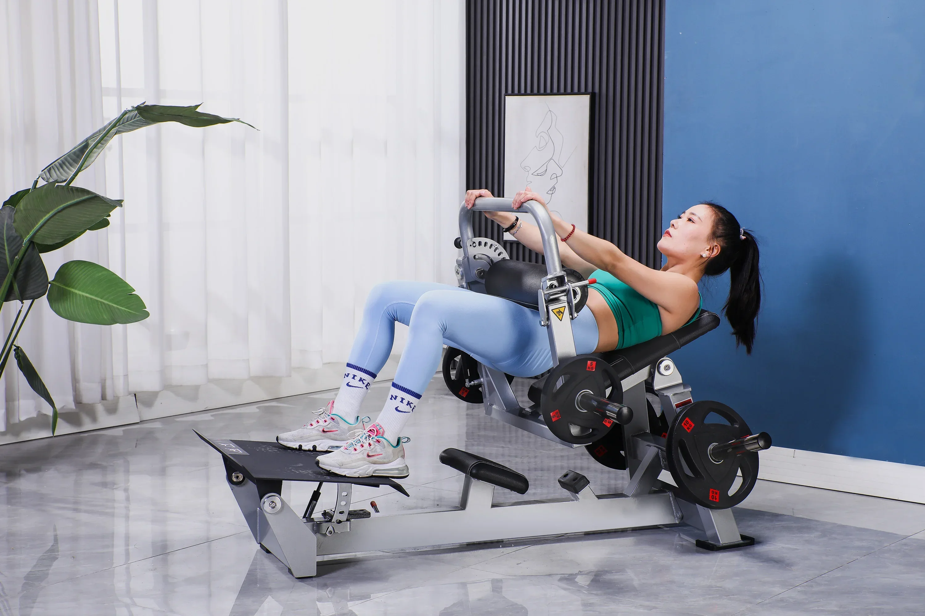 صالة الألعاب الرياضية المنزلية ذات الاستخدام المزدوج لجسر الورك والساق والبطن ورفع الورك #1