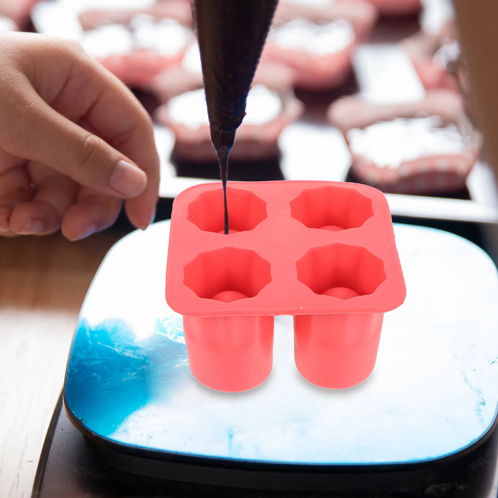 

4 Cup Mini Artificial Greenery for Crafts Ice Cube Mold Silicone Tray with Cover Red
