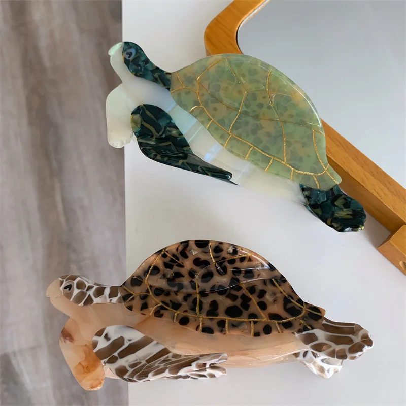 YHJ  Giant Turtle Hair Claw Love The Ocean Personality Design Acetate Hair Claw Clips Hair Accessories for Women Girls