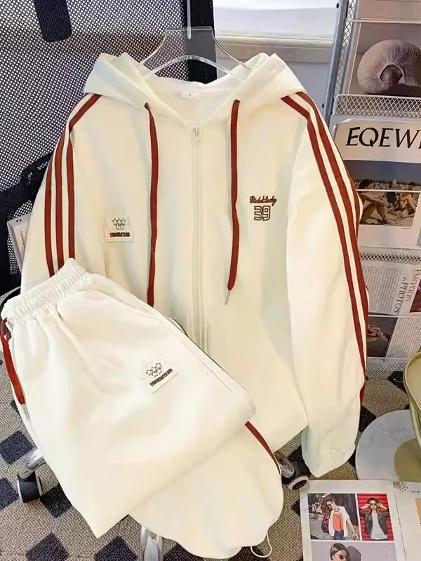 

Комплект из двух предметов: свободный кардиган и длинные брюки в университетском стиле для женщин, большие размеры (до 300 фунтов), с вышивкой, повседневный спортивный комплект