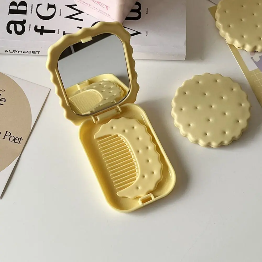 Mini Biscuit Hand-Held Mirror Portable Folding Biscuit Make-Up Mirror Cheese Biscuit Design Plastic Biscuit Pocket Mirror Travel