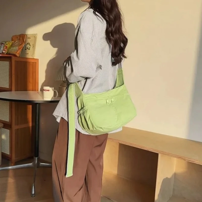 

Solid Casual Interior Compartment Crossbody Bags Soft Zipper Nylon Women's Handbags 2026 Hot Sale Sewing Thread Bags for Women