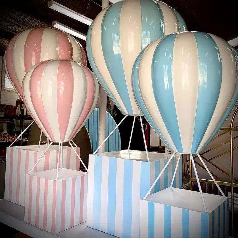 

Colorful Hot-selling Resin Hot Air Balloon For Window Display/shopping Mall Decoration