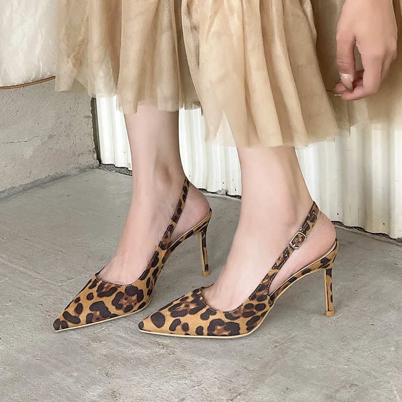 

Новые осенние замшевые туфли на высоком каблуке с острым носком на шпильке, корейская версия, одинарные туфли, полые женские сандалии