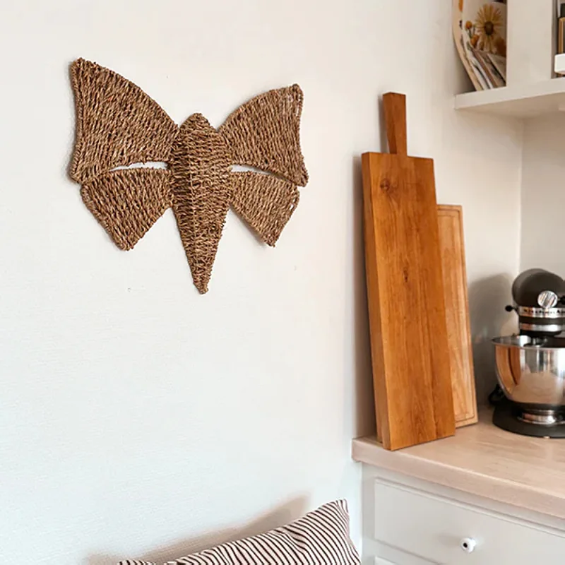 Hand-woven insect-themed wall pendants Home hanging ornaments Straw butterfly pendant decoration wholesale