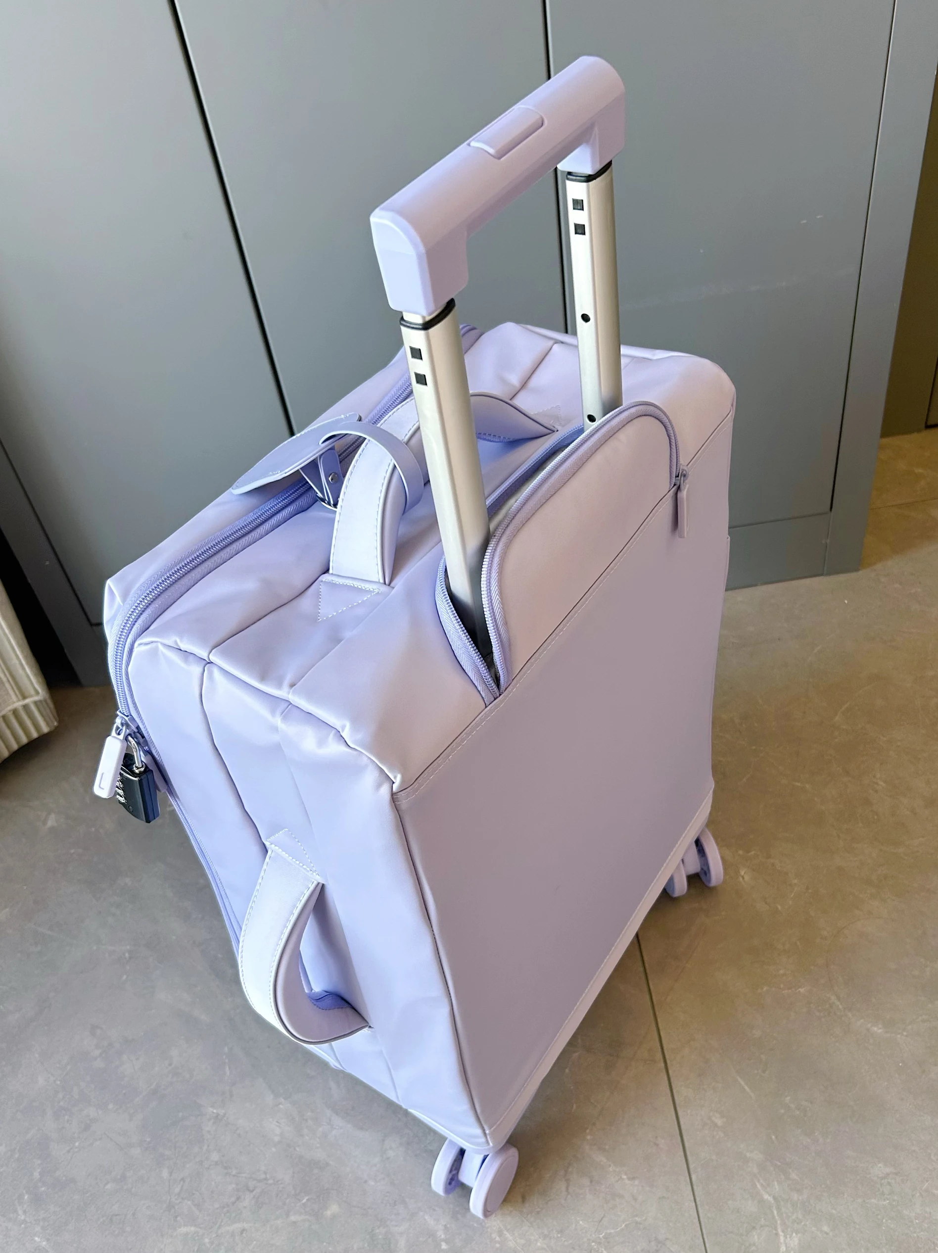 

Waterproof Fabric Lage New 2025 Ultra-light Ladies Carry-on Soft Box Password Travel Suitcase Korean Sle Polyester Material