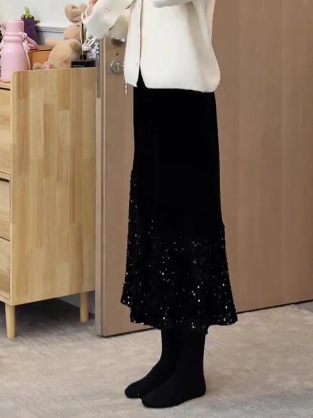 

Магазин Oajer Flagip: Весенне-осенняя юбка с высокой талией, пайетками и бархатными вставками, дизайнерская модель для женщин, премиум-класс, модный бутик