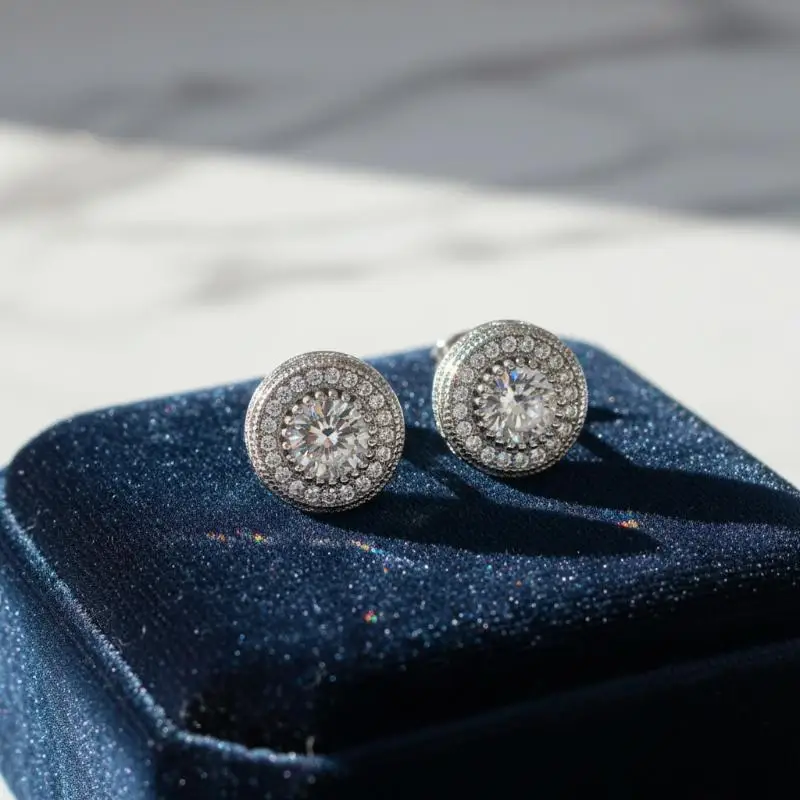 Luxury Personality Ultra-gleaming Geometry Round Full Zircon Stud Earrings For Men Women Classic Couple Earrings Jewelry Gifts