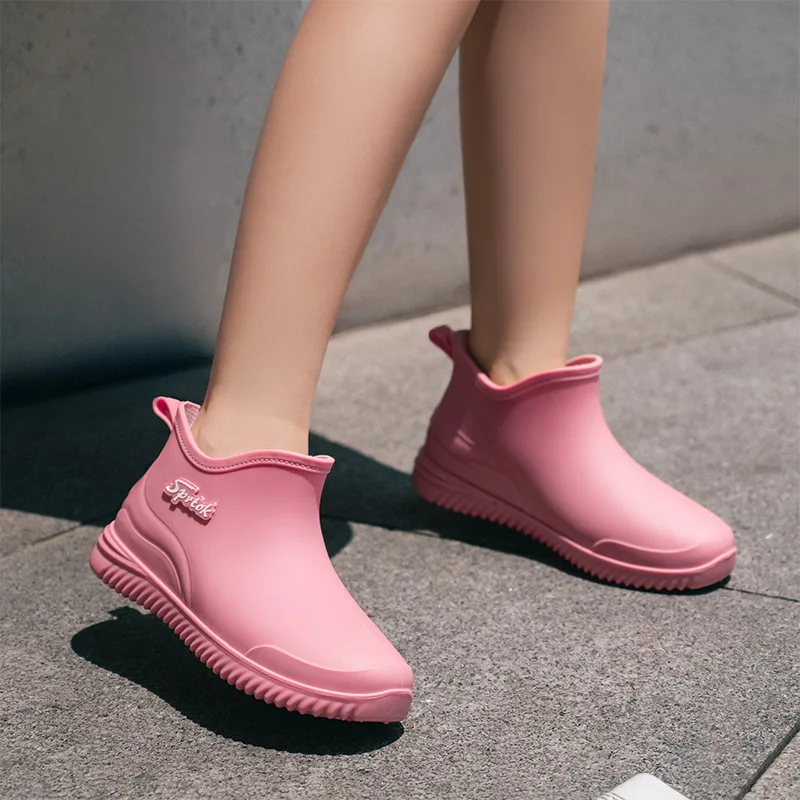 

Fashion Short-tube Rain Boots for Girls with Low Top Waterproof Shoes Low-tube Rubber Shoes Car Wash Water Boots Plus Lint Boots