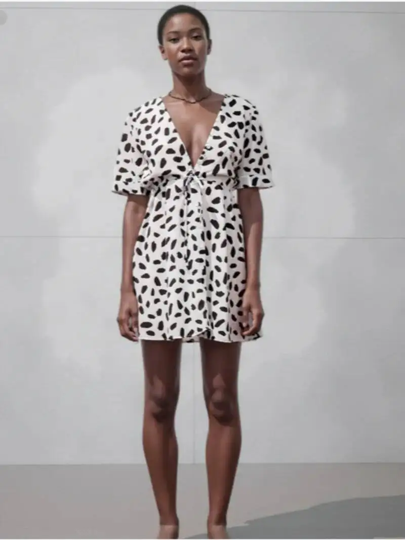 

Белое мини-платье с V-образным вырезом для женщин, повседневное пляжное платье-сарафан, сексуальное облегающее платье с запахом, женское повседневное платье K519