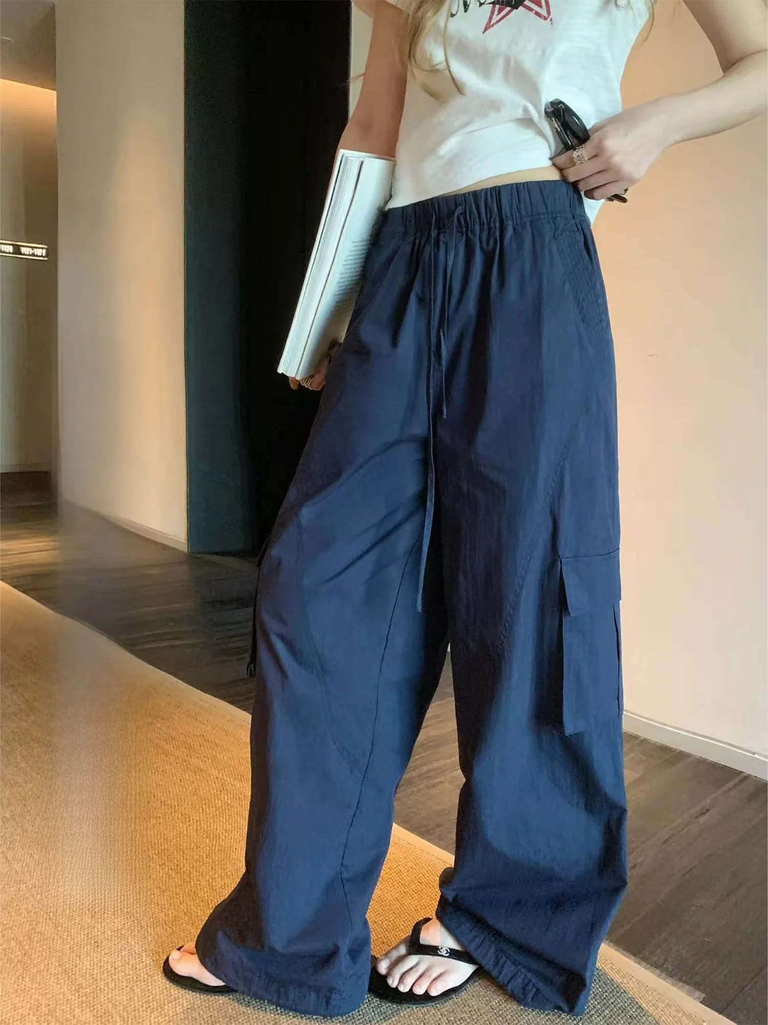 

Yuzuqi Spring Melody Light Artificial Workwear Casual Wide Leg Pants Women's High Waist Cargo Trousers in Darker Royal Blue