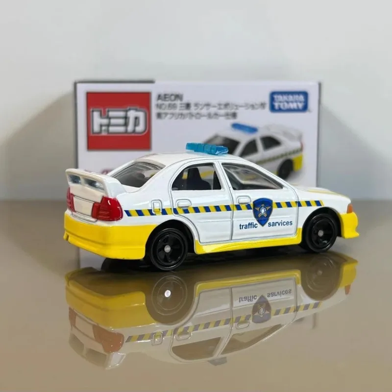 

Takara Tomy Tomica NO.69 Police Car Painting Car Model Simulation Alloy Car Model Toy Children's Birthday Gift Toys Collection