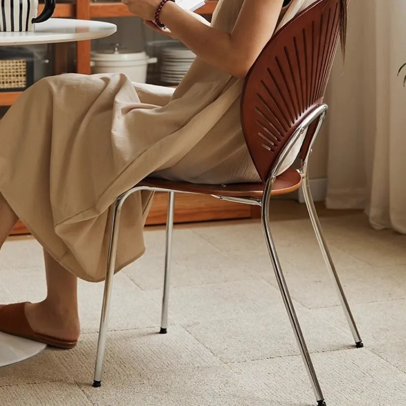 Retro Mid Century Solid Wood Shell Chair Simple Backrest Dining Tea Chair Luxury Home Furniture