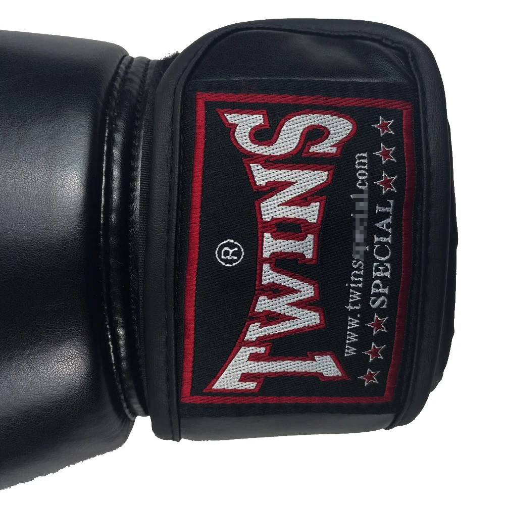 Thumbnail 2 - #42 Top 50 Boxing Gloves & Mitts Worth Buying In 2026