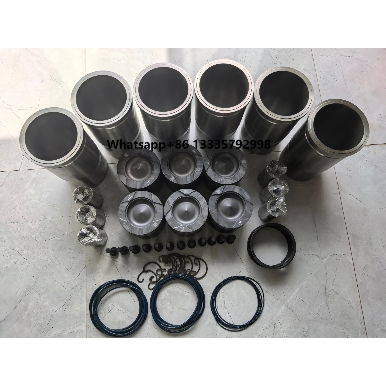 

81D M39J Cylinder Head/Assembly Truck Engine Parts Injector Assembly
