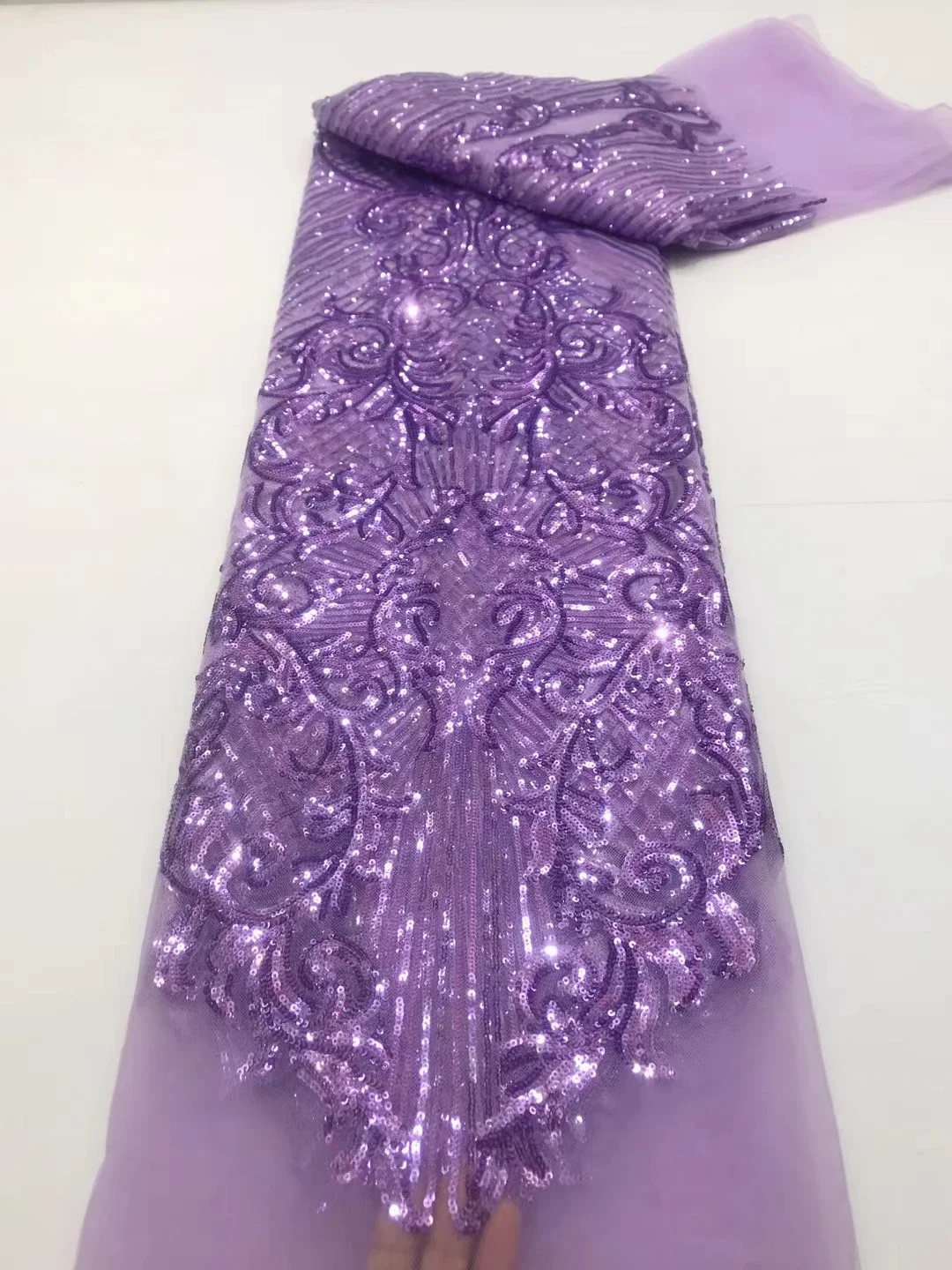 

2024 New Arrival Purple Sequins Nigerian French Lace Fabric High Quality African Lace Fabric For Wedding Party Dress Sew PJL2401