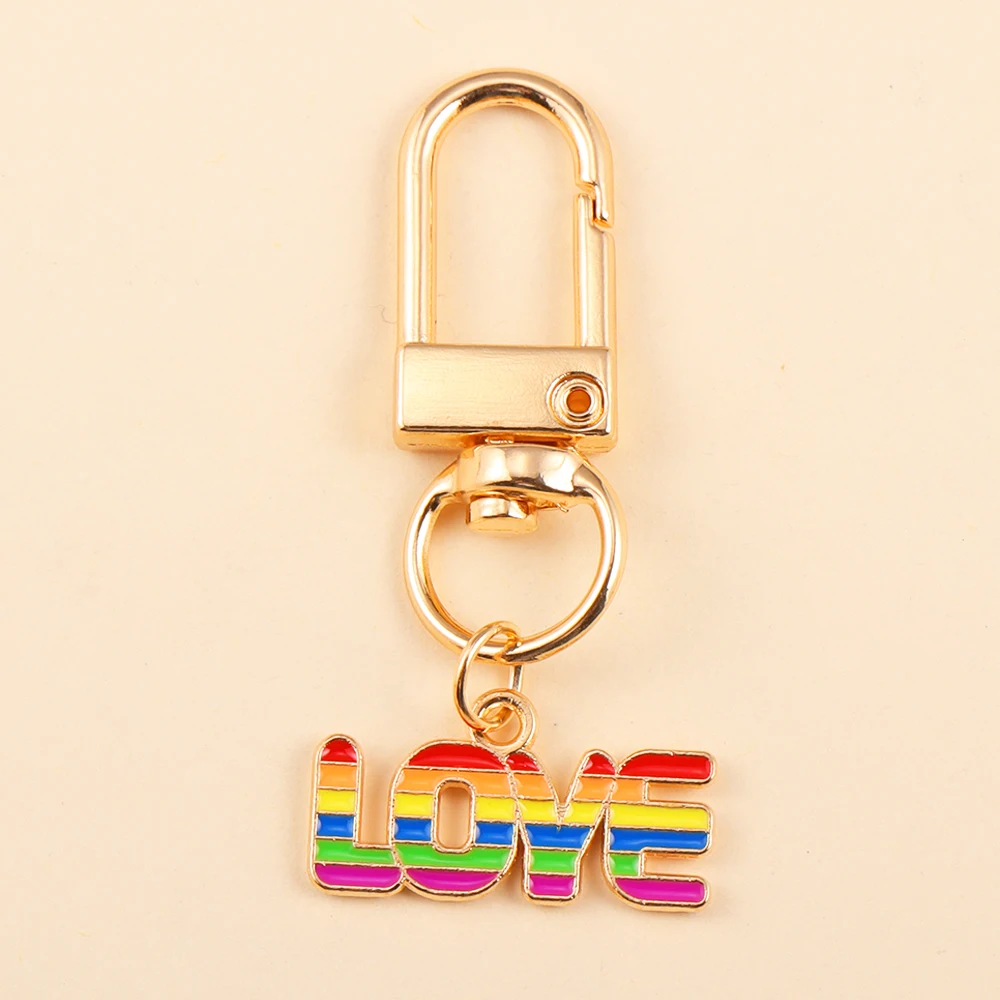 الملونة قوس قزح القلب العلم قلادة المفاتيح للرجال والنساء ، Lgbt الحب يفوز ، اكسسوارات حقيبة السيارة ، العصرية مفتاح سلسلة ، مجوهرات هدية ، 2 قطعة