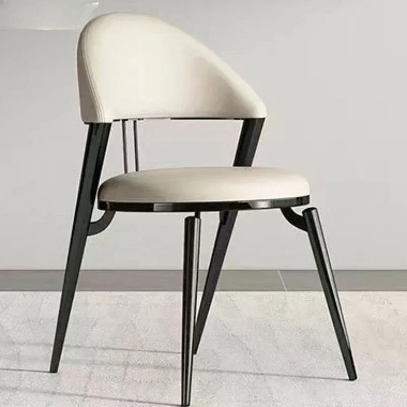 Individuele Fauteuil Luxe Huis Bar Stoel Slaapkamer Meubels Kruk Stoelen Minimalistische Moderne Eetkamer Geavanceerde Fluwelen Outdoor