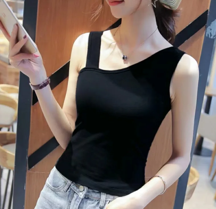 

Solid color slanted shoulder asymmetrical slim fit sleeveless vest
