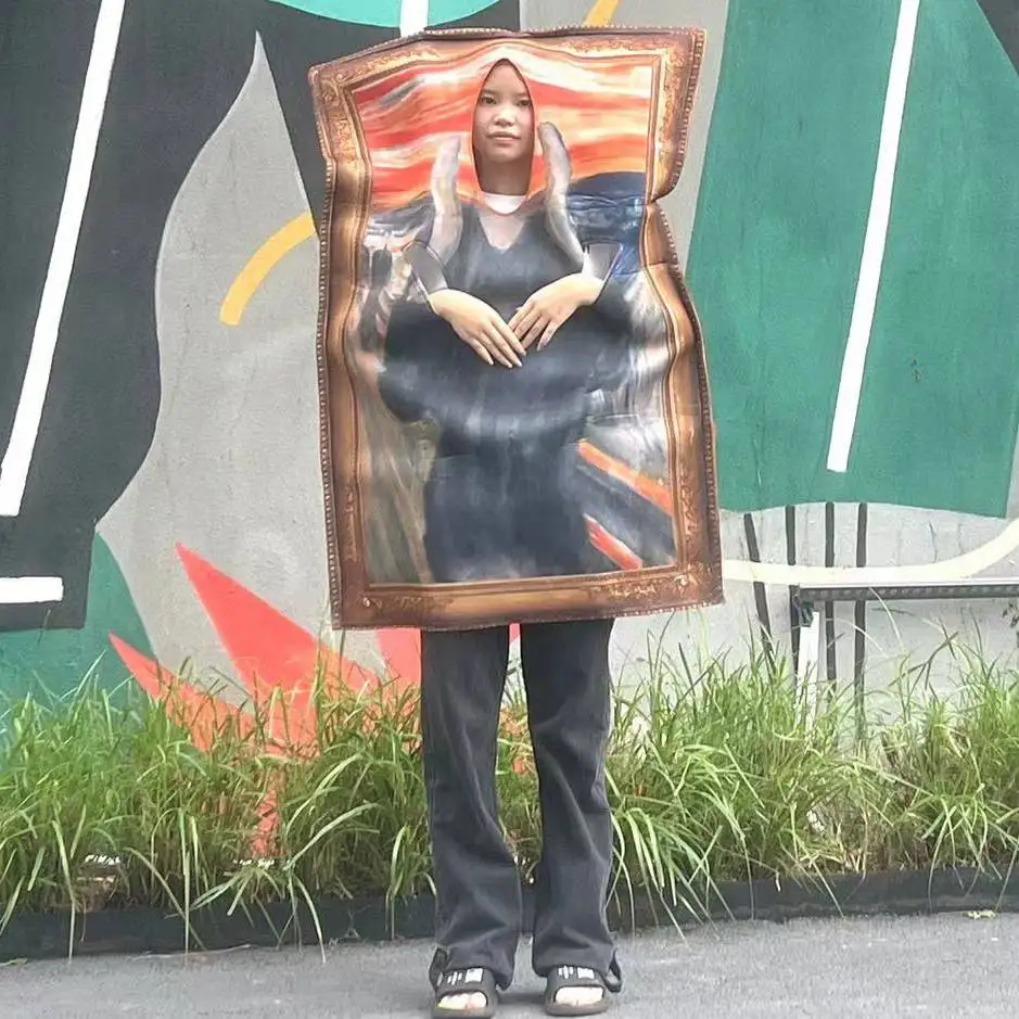 

Fun loween Performance Costume Vincent Van Gogh Scr Wall Painting Doll Suit Mona a Hanging Painting Headset