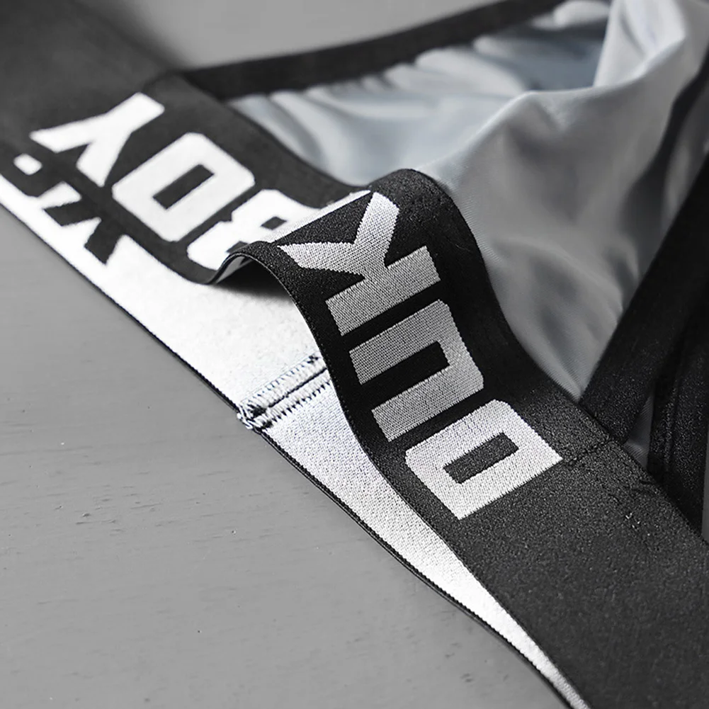 الرجال مثير سيور مطاطا T-الظهر كبير الانتفاخ الحقيبة المثيرة الملابس الداخلية سيسي G-سلاسل الملابس الداخلية ملابس داخلية ساخنة جدا الرجال السروال