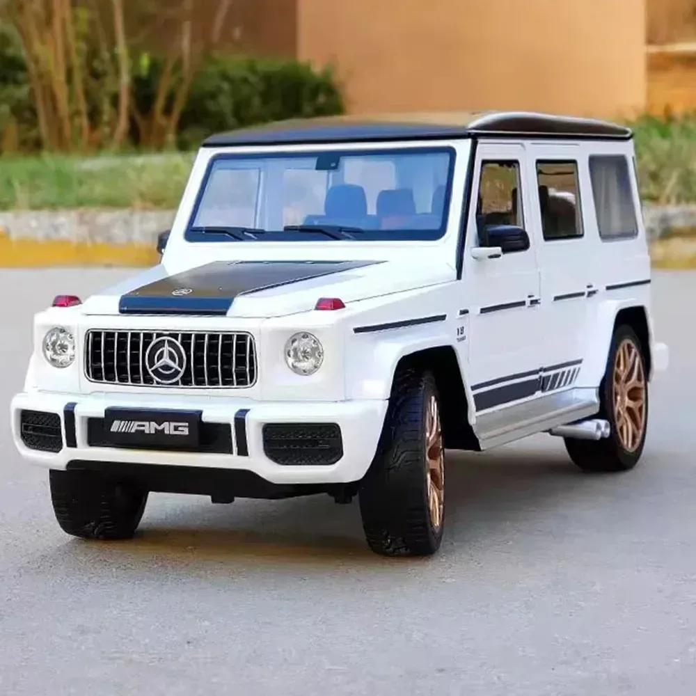 

1:18 Benz G63 Литая под давлением модель автомобиля из сплава, игрушки со звуком и светом, масштабная модель игрушки для мальчиков, подарки на день рождения