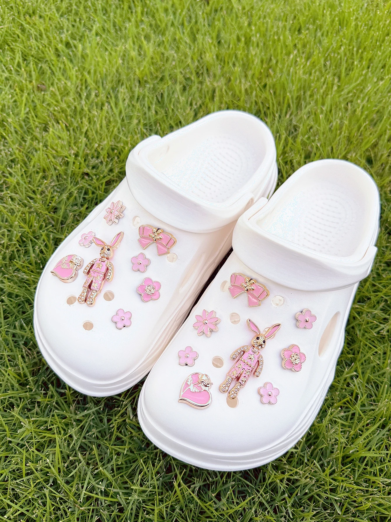 16 pink rabbit, bow, heart and rose shoe buckle DIY decorations, multi-functional shoe clip accessories suitable for women's san